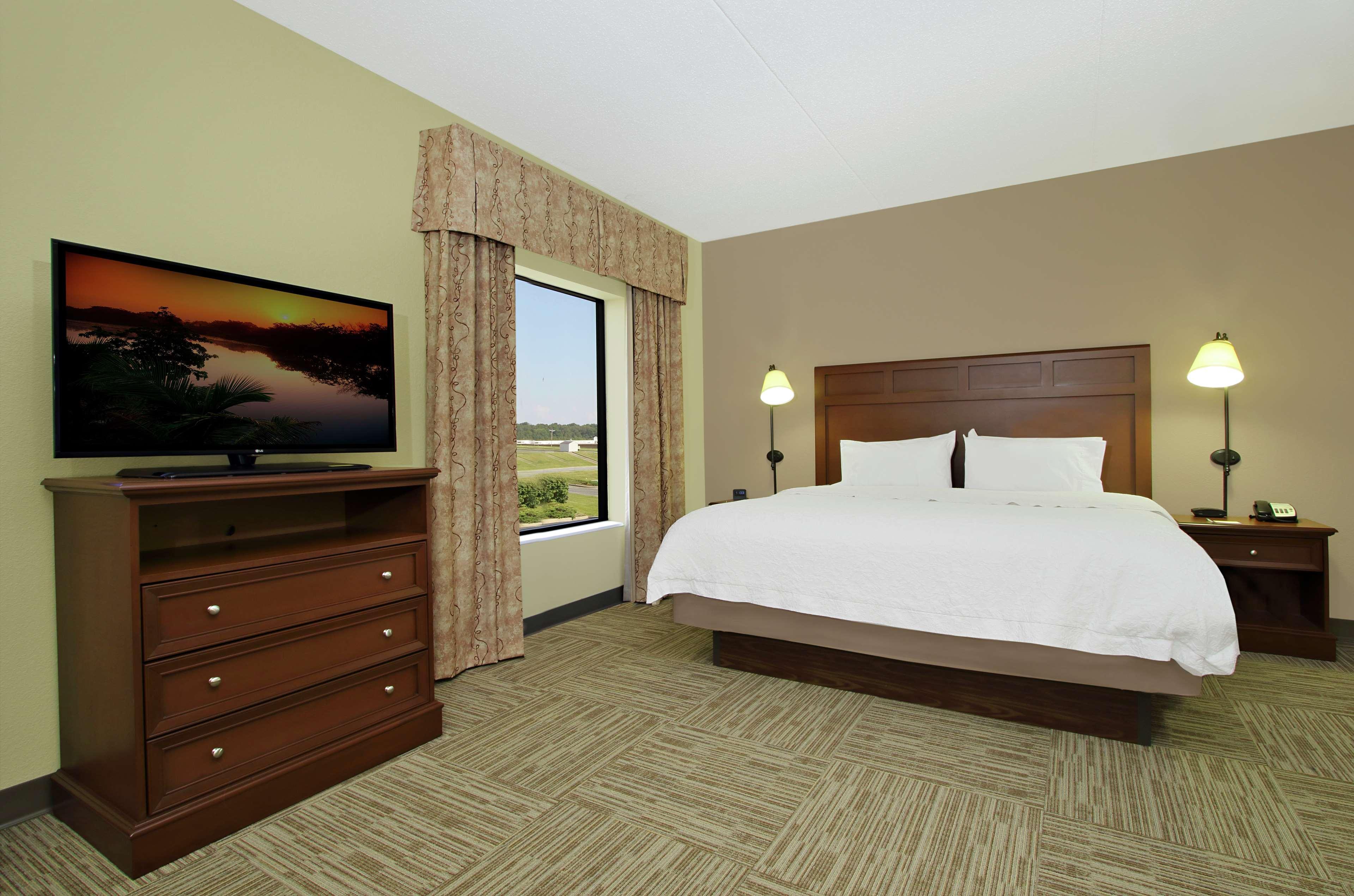 Hotel Hampton & 3*