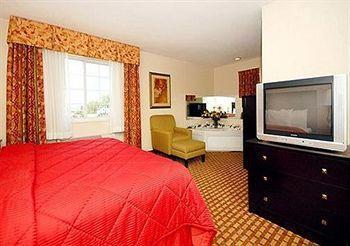 Hampton & Hotel 3*