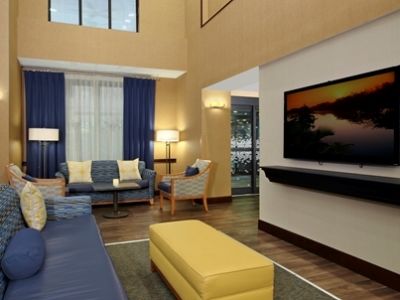 Hotel Hampton & Murray